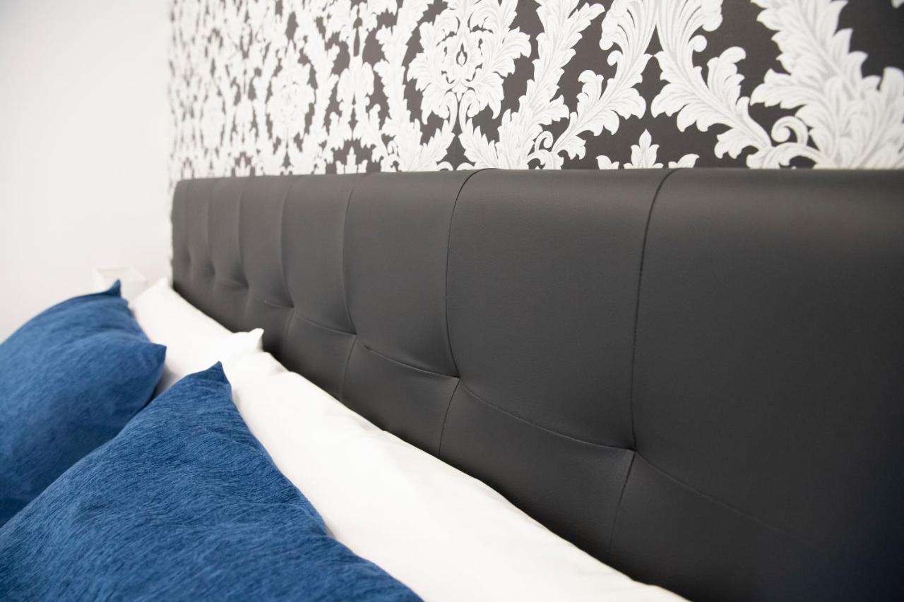 Hostal Boutique I Host You Madrid Luaran gambar