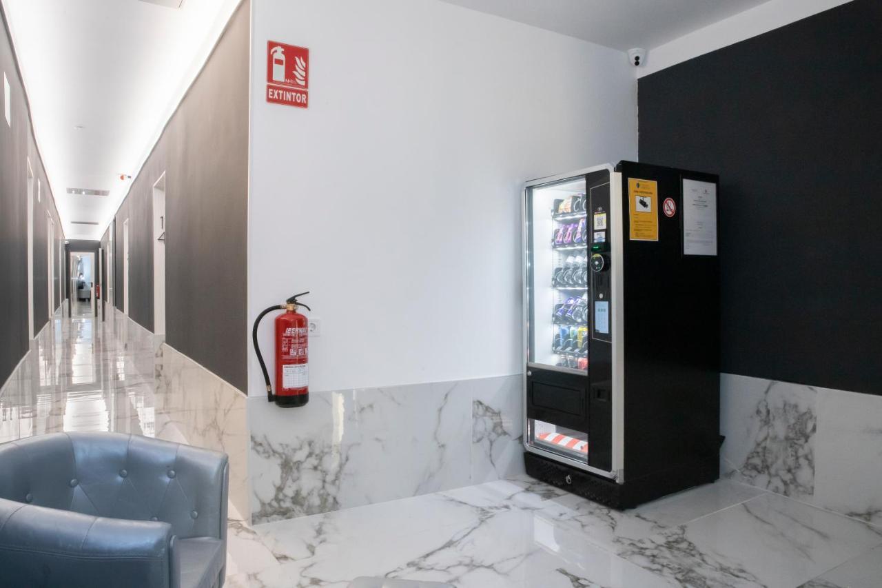 Hostal Boutique I Host You Madrid Luaran gambar
